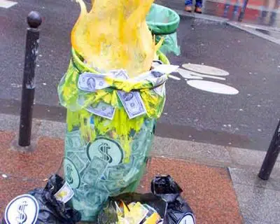 Arttentat BURN MONEY 400