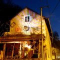 La Vie et Demie, extérieur